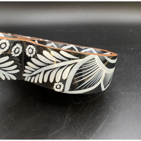 Hand Painted Puerto Vallarta Floral Mexican Folk Art Wooden 3 Section Nut Bowl - Picture 11 of 12